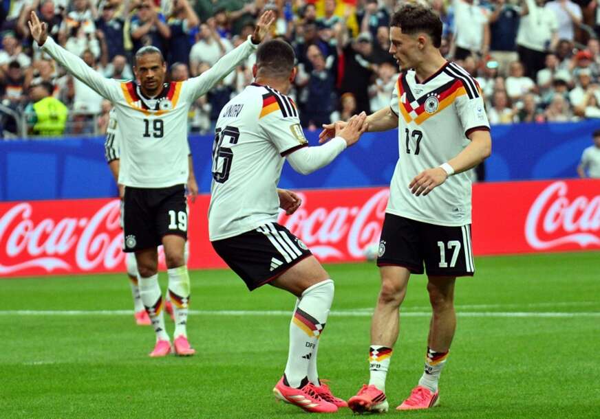 FOTO:  EPA/SAM WASSON