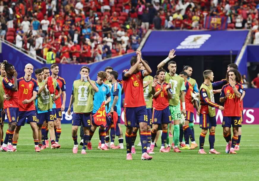 FOTO: EPA/RONALD WITTEK