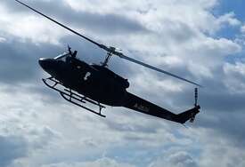 DRAMATIČNO KOD POSUŠJA Gori gusta borova šuma, Helez hitno podigao helikoptere OS BiH