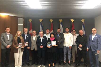 U Gradskoj skupštini Toronta održan čas historije povodom 31. godišnjice genocida u Srebrenici