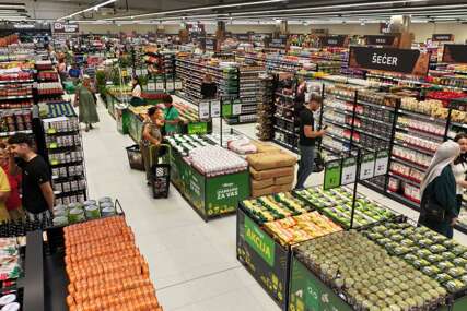 Još jedno "Naše mjesto": Bingo otvorio hipermarket u Vitezu i uručio donaciju Domu zdravlja