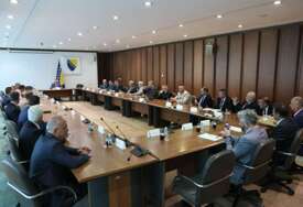 Ademović s delegacijom Matičnog društva bošnjačkih udruženja iz zemalja regije i dijaspore