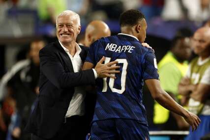 Nestvarna dominacija Trikolora u haotičnom susretu: Blistao Mbappe!