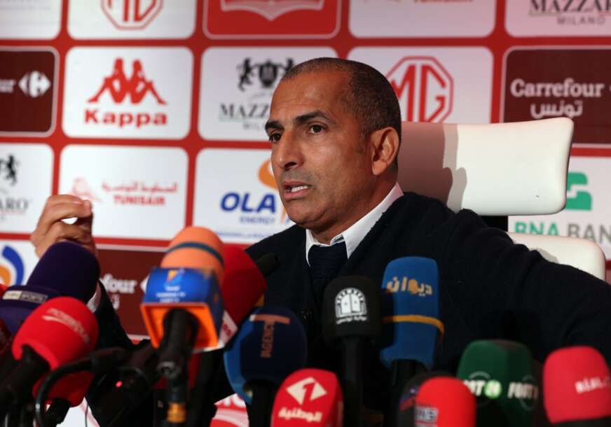 FOTO: EPA/MOHAMED MESSARA