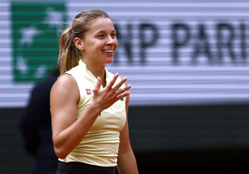 FOTO: EPA/YOAN VALAT