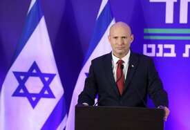 Bivši izraelski premijer priznao: U Iran smo slali Starlink terminale kako bi pomogli proteste protiv vlasti