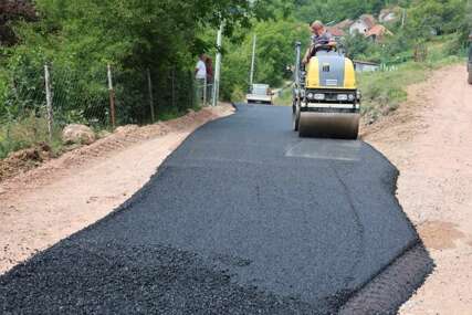Počeli radovi na sanaciji i modernizaciji putnog pravca prema naselju Kalac u Goraždu