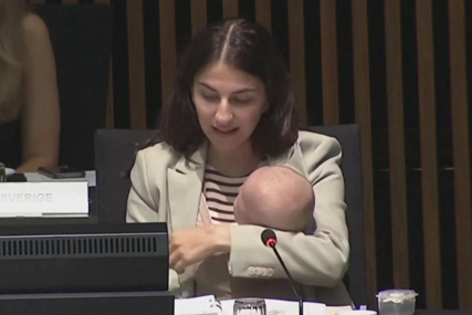 (VIDEO) Beba za pregovaračkim stolom EU privukla pažnju ministara i javnosti