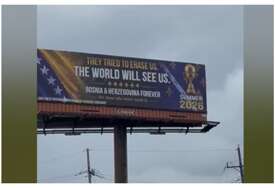U Chicagu postavljen bilboard u znak podrške Zmajevima