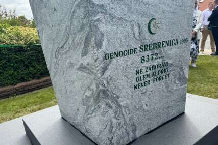 U Danskoj otkriven spomenik "Cvijet Srebrenice"