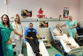 Pripadnici MUP-a USK darivali krv povodom Dana policije