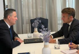Bećirović s Macronom: Mandat i nadležnosti visokog predstavnika ne smiju biti ugroženi