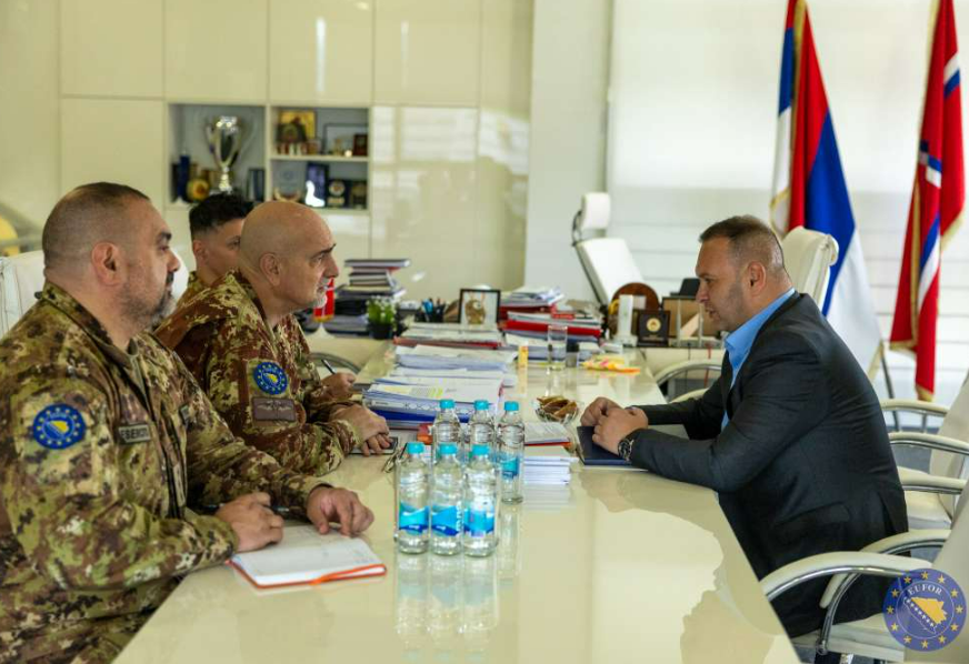 FOTO: EUFOR