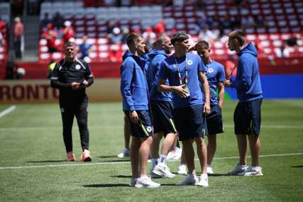 UŽIVO / Kanada - BiH 0:0: Memić promašio veliku šansu na startu meča! (FOTO)
