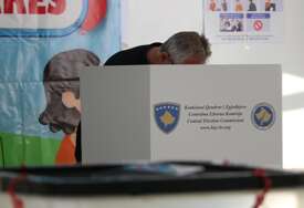 Izbori na Kosovu: Do 11 sati glasalo 8,29 posto birača
