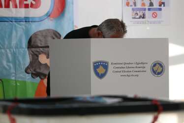 Izbori na Kosovu: Do 11 sati glasalo 8,29 posto birača