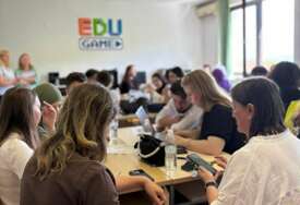 Studenti i profesori u Bihaću raspravljali o budućnosti obrazovanja u doba AI tehnologija