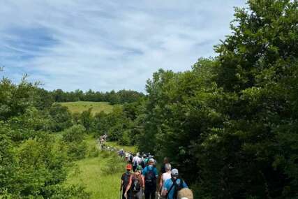 Više od stotinu učesnika odalo počast žrtvama Ljutočke doline