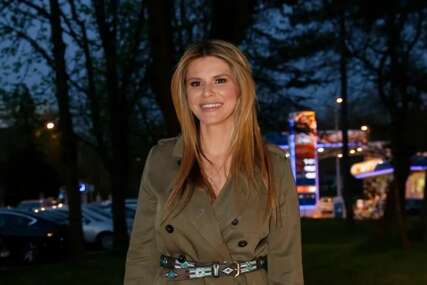 Ovako je Melina izgledala bez ijedne korekcije na licu: Haris je imao 51, a ona 21 godinu