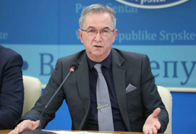 "Kao gimnazijalac sam maštao da budem ginekolog" Ministar u Vladi RS 5 godina bio taksista