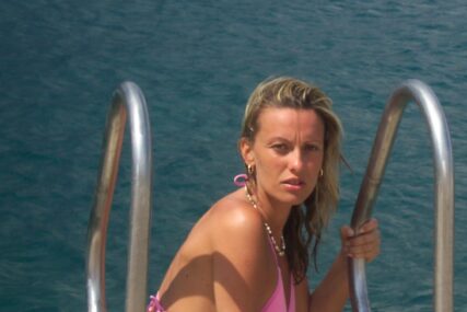 NININI BISERI Obrazovanje