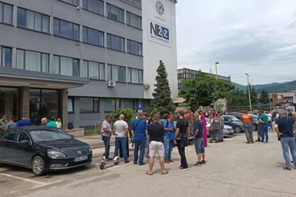 Radnici Nove Željezare Zenica: Moguć štrajk glađu