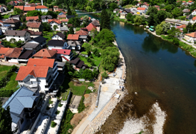 Banja Luka: Djevojku koja je skočila u Vrbas spasila dva muškarca