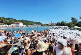 Turistički bum u Tuzli: Panonska jezera posjetilo 250.000 gostiju