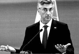 SPIN DOKTOR I MAJSTOR IGRICA ZA DOMAĆU I VANJSKU UPOTREBU