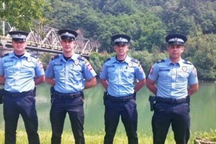 Ovo su pripadnici MUP-a RS-a koji su spasili ženu iz Drine: Voda je vukla 800 metara!