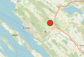 Slab potres kod Zadra