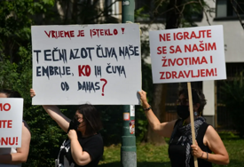 Pacijenti izašli na proteste: Rimac da postupi po rješenju suda ili se 500 potencijalnih života neće sačuvati
