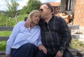 Ljubavna priča Halida i Sejde Bešlić trajala je 50 godina i ovjekovječena je prelijepom pjesmom