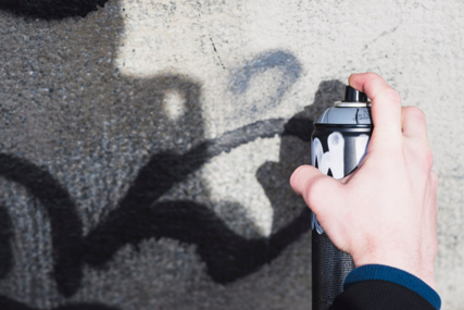 Banja Luka uvodi strožija pravila: Ako vandal ne bude pronađen, grafite će plaćati stanari