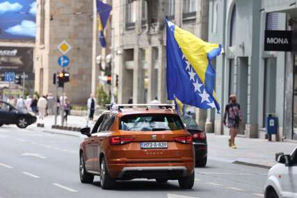 Vozači, oprezno vozite: Radovi na brojnim dionicama u BiH