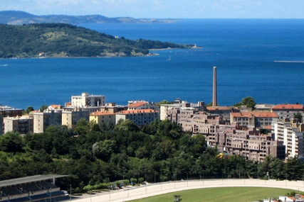 Pravilo na plaži u Trstu izazvalo raspravu: "Kao da živite u srednjem vijeku"