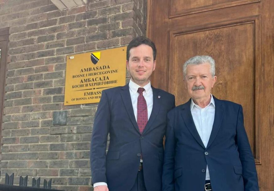 FOTO: SLUŽBA ZA PROTOKOL I PRES KS
