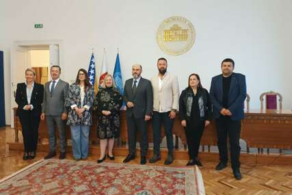 UNSA i Akademija scenskih umjetnosti potpisali sporazum o saradnji s četiri pozorišne institucije