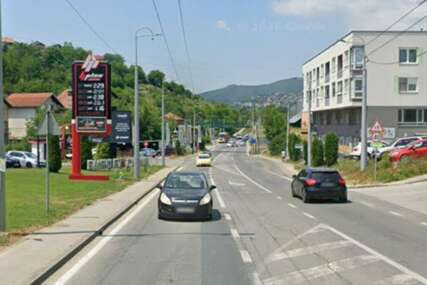 Motociklista teško povrijeđen u sudaru sa Škodom u Vogošći