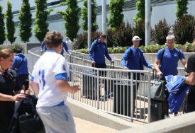 Policija će osiguravati reprezentativce BiH nakon današnjeg ulaska u hotel gdje su Zmajevi smješteni