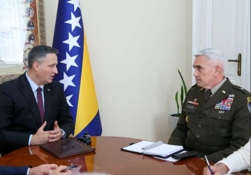 FOTO:  PREDSJEDNIŠTVO BIH / DENIS BEĆIROVIĆ I JAMES C. FOWLER
