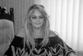Umrla je Bonnie Tyler