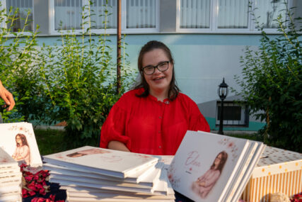 Na Šetnici kulture predstavljena knjiga „Edna" o Edni Šunjić, djevojci s Down sindromom