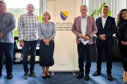 Ministrica Pozder razgovarala s predstavnicima Udruženja ovlaštenih zastupnika i trgovaca automobilima o unapređenju sistema upravljanja otpadom