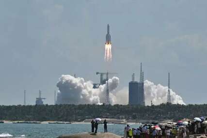 Kina izvela novo svemirsko lansiranje: Sateliti uspješno stigli u orbitu
