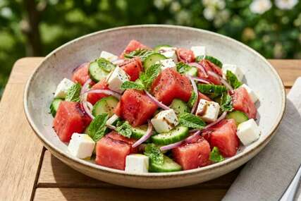 Ljetni hit na tanjiru: Osvježavajuća salata s lubenicom i feta sirom