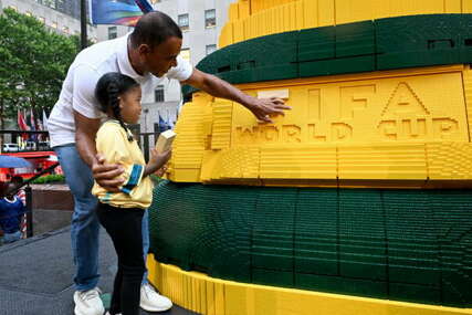Lego napravio ogromni trofej SP od 1,36 miliona kockica