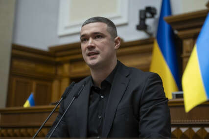 Volodimir Zelenski smijenio ministra odbrane Ukrajine