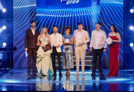 Mahir Mulalić osvojio "Bronzani Biser" na regionalnom muzičkom festivalu "Biser Jadrana" u Tivtu