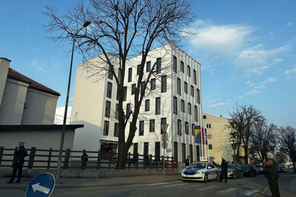 Bivšeg načelnika hapšenog zbog droge već pola godine "hitno" istražuju
